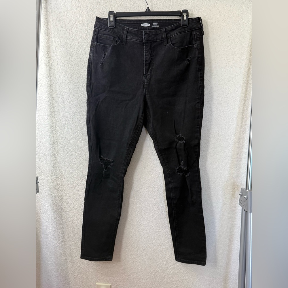 Old Navy Rockstar Super Skinny HighRise secret Slim Pockets Distressed Jeans